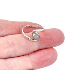 Vintage Sterling Silver 925 Glass Ring Size 7.5  Modern Wrap Design