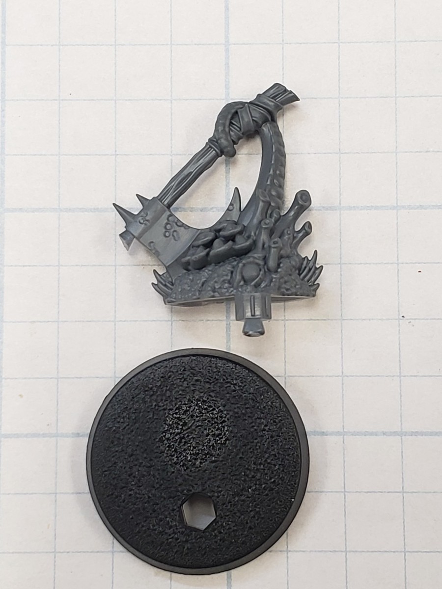 ウォーハンマー Warhammer Quest Bits Darkwater Mutated Token w Axe D12 | eBay