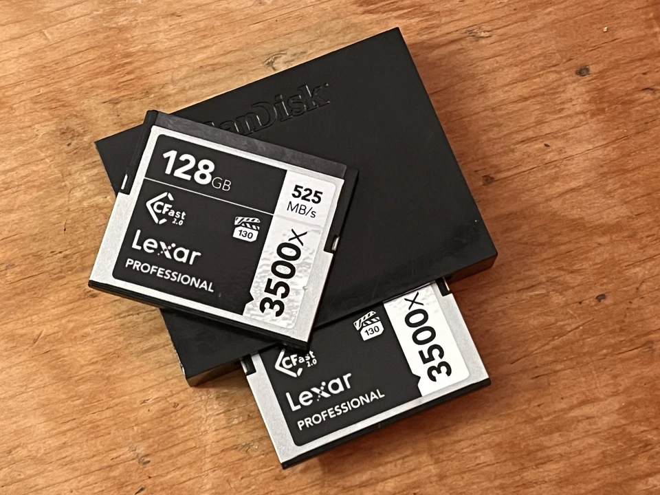 2× Lexar 128GB CFast 2.0 3500X 525MB/s Cards + SanDisk USB 3 Reader - Image 3 of 4