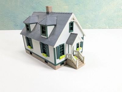 Kibri HO Scale Forest Cottage, White READ