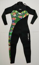 Hevto Women's NWT Venus 1 Floral Small Size Wetsuit With Slight Wrinkles