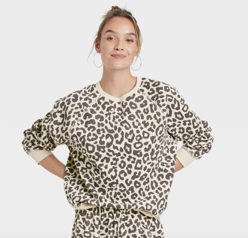 Long Sleeve Leopard Print Sweatshirt 