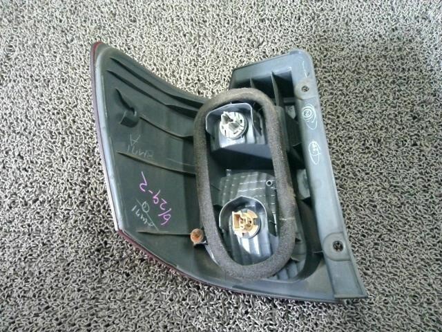 あま Genuine Toyota Alphard ANH10 MNH10 Tail Light Lamp Right