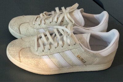 gazelle ecru