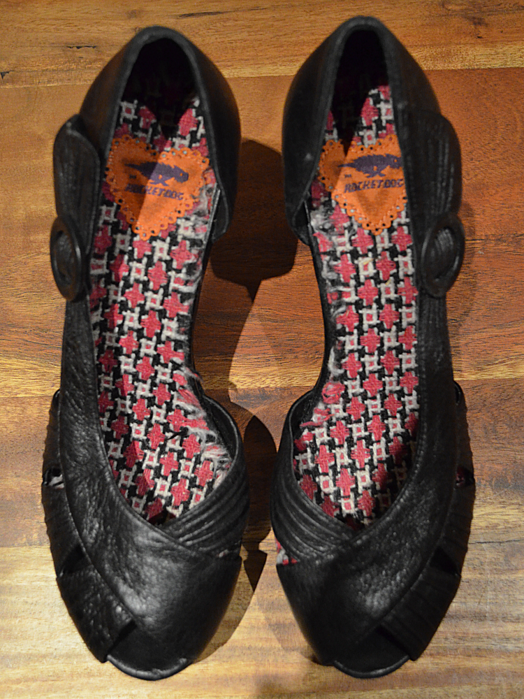 APL Rocket Dog nero punta aperta tacco plateau UK 4 EU 37 scarpe fibbia sandalo boho