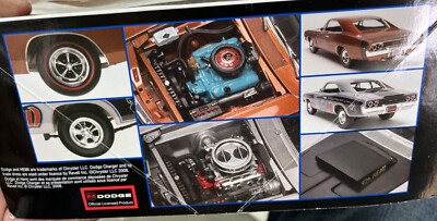 Revell ‘68 DODGE CHARGER 1:25スケール Level 5 Model Kit 1968 Dodge Charger R/T 