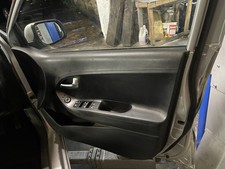 2013 KIA PICANTO MK 2 - OSF FRONT DRIVER SIDE DOOR CARD PANEL