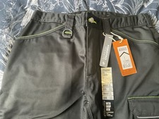 Men's Portwest Work Trousers Waist 34 Leg 31, Also 3 Pairs of Work Shorts.