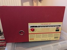 Hornby R1066 USED The Boxed Set LMS 8F No.84453 plus 3 Pulman Coaches, Track, Co
