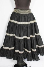 VINTAGE 1950'S-1960'S BLACK  WHITE TIERED COTTON CIRCLE SKIRT 28"-32" WAIST
