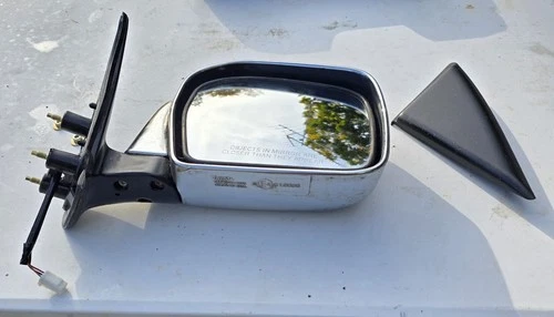 OEM Passanger Side View Mirror Power Chrome Fits 01-04 TOYOTA TACOMA GOOD USED