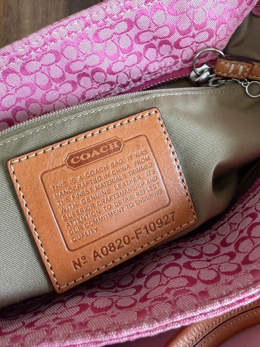 Coach Soho Y2K Pink Jacquard Signature Shoulder Bag Buckle Detail