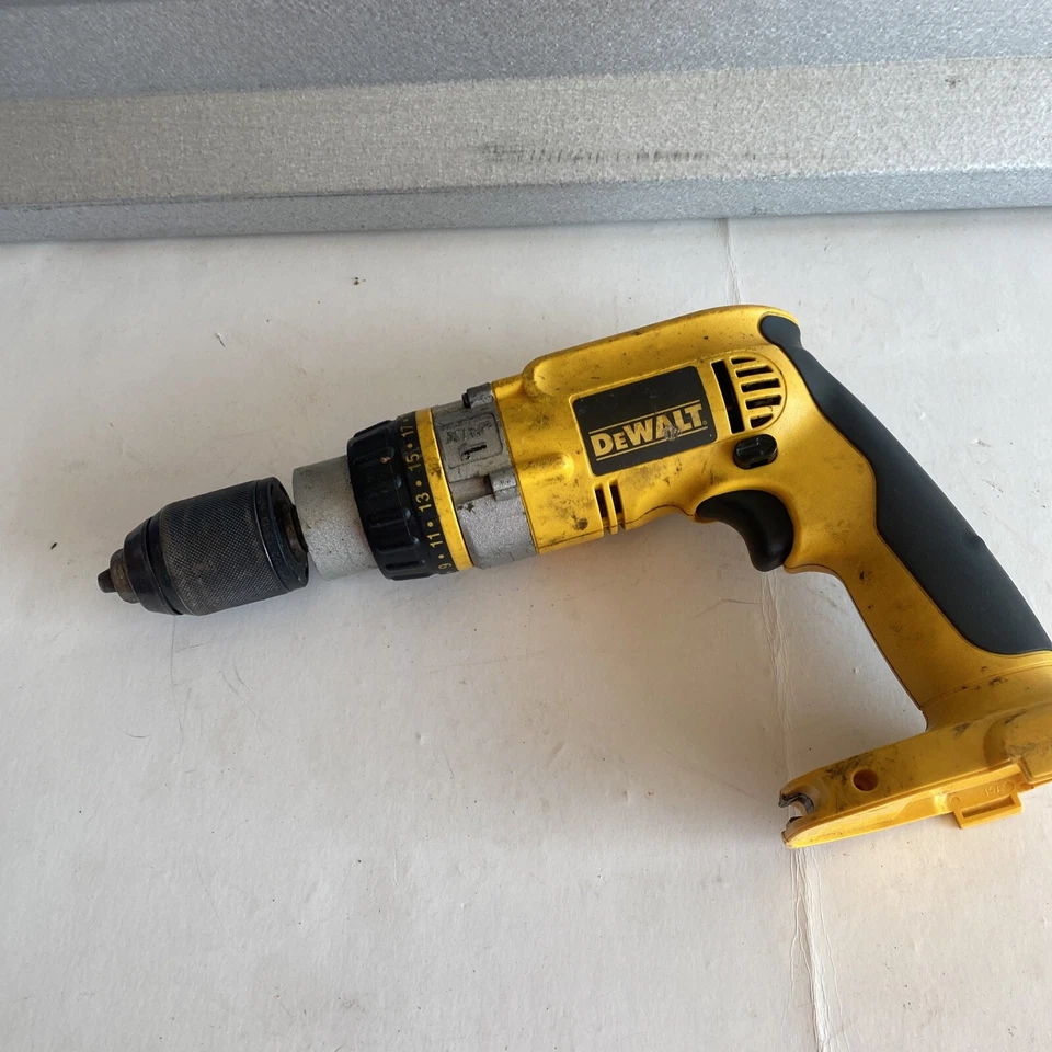 Image of DeWalt DW985 cordless hammer drill