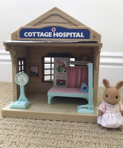 Sylvanian Families / Calico Critters 
