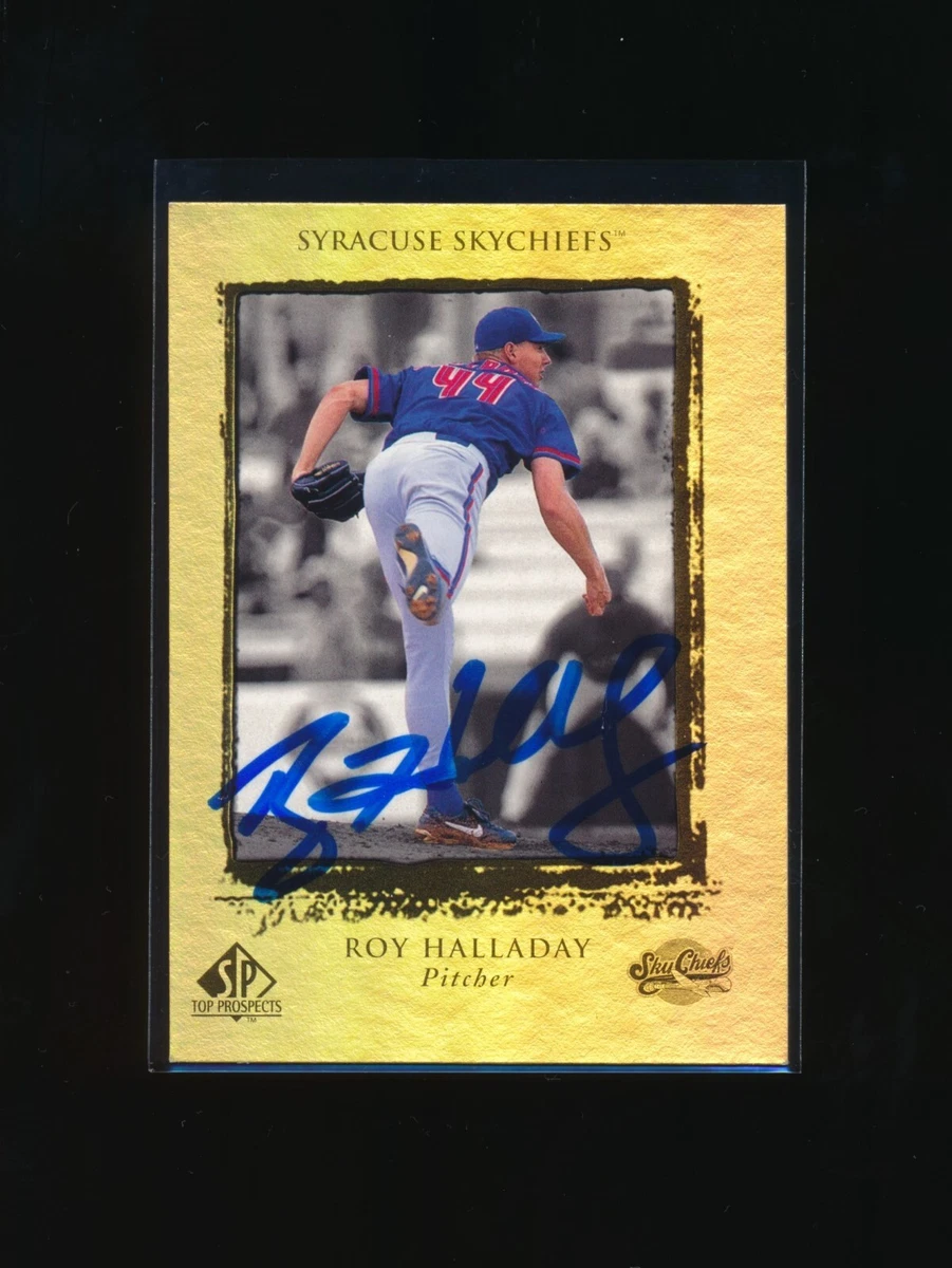 Roy Halladay Autographed Baseball Sports Trading Cards
