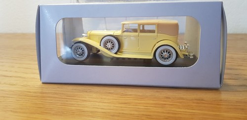 Cord L 29 berline 1929 + Fascicule - Voiture D Exception 1.43- Miniature Beige - Imagen 4 de 6