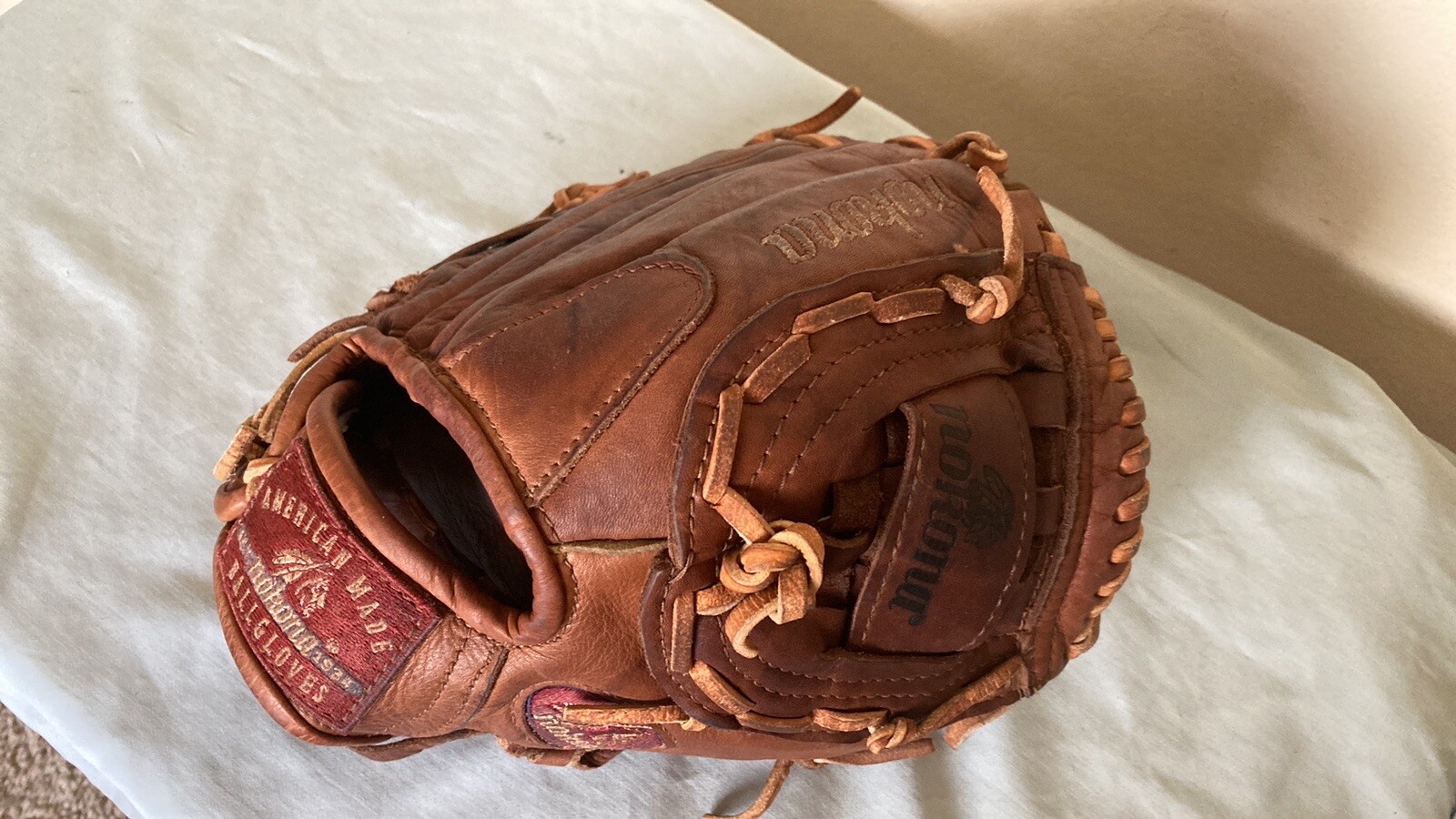 Nokona AMG1150 Fully Broken In 11.5” Kangaroo Baseball Glove Right