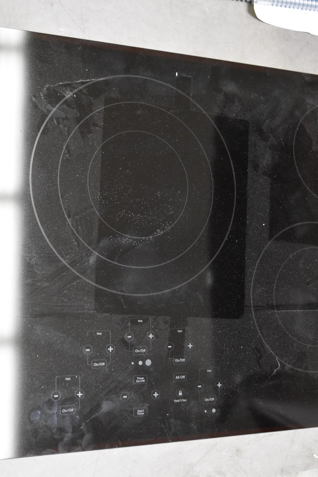 GE JP5036DJBB 36" Black 5 Element Radiant Electric Cooktop NOB 130319