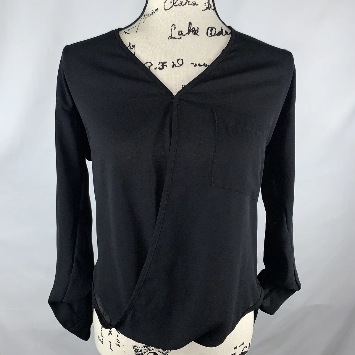 guess black blouse