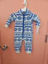 NWT Carter's Infant Boys Size 12 Month Warm Soft Zip Romper Outfit Snowflakes