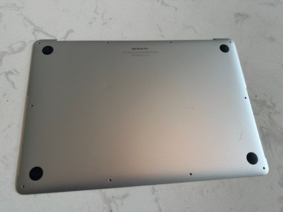 Apple MacBook Pro A1398 15.4 Bottom Base Case 2012 - 2015 923-00544 GRADE ''B+''