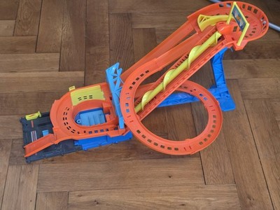 Mattel HDP04 Hot Wheels City Roller Coaster Rally, ohne Autos, gebraucht, NP 69 