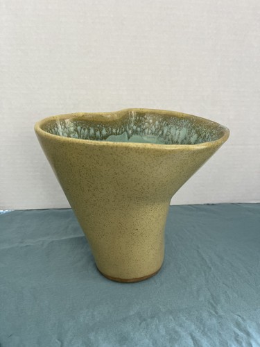 Vintage Glidden Art Pottery 7” Tall Vase #153 Speckled Green Blue