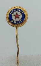 NK HAJDUK SPLIT 1911/76. Croatia Torcida football soccer club vintage badge pin