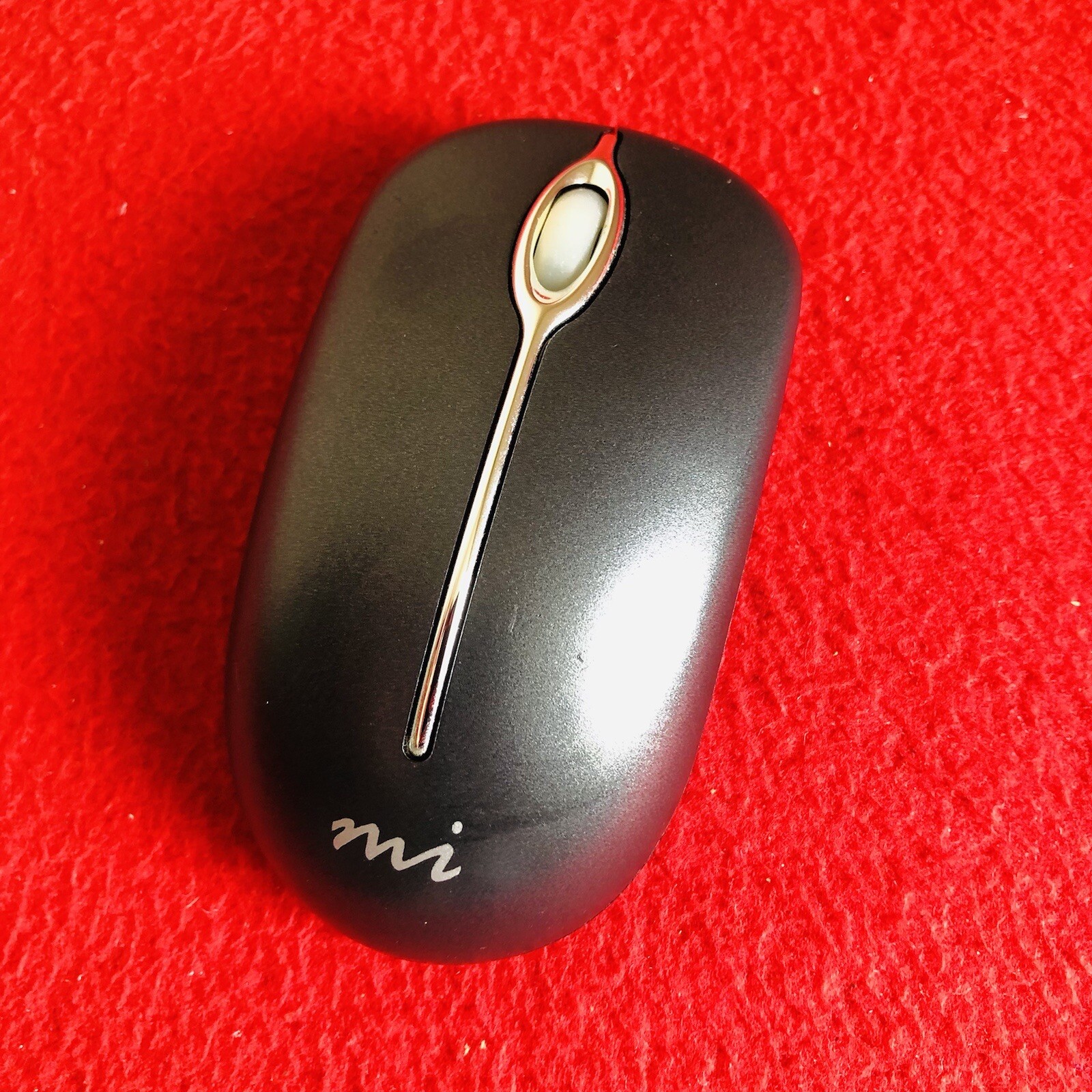 Micro Innovations Wireless Mouse KB985W with USB RECEIVER For Mouse and Keyboard