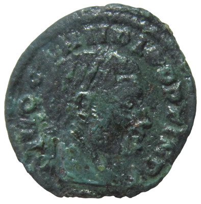 DIVUS CLAUDIUS II GOTHICUS.  268-270 AD. AE 1/2 FOLLIS. EAGLE REVERSE.