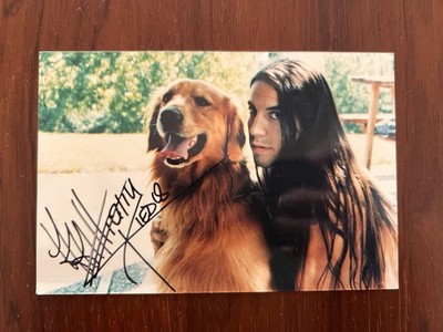 Autogramm Anthony Kiedis + 2 Private Familienfotos mit Signaturen des Vaters