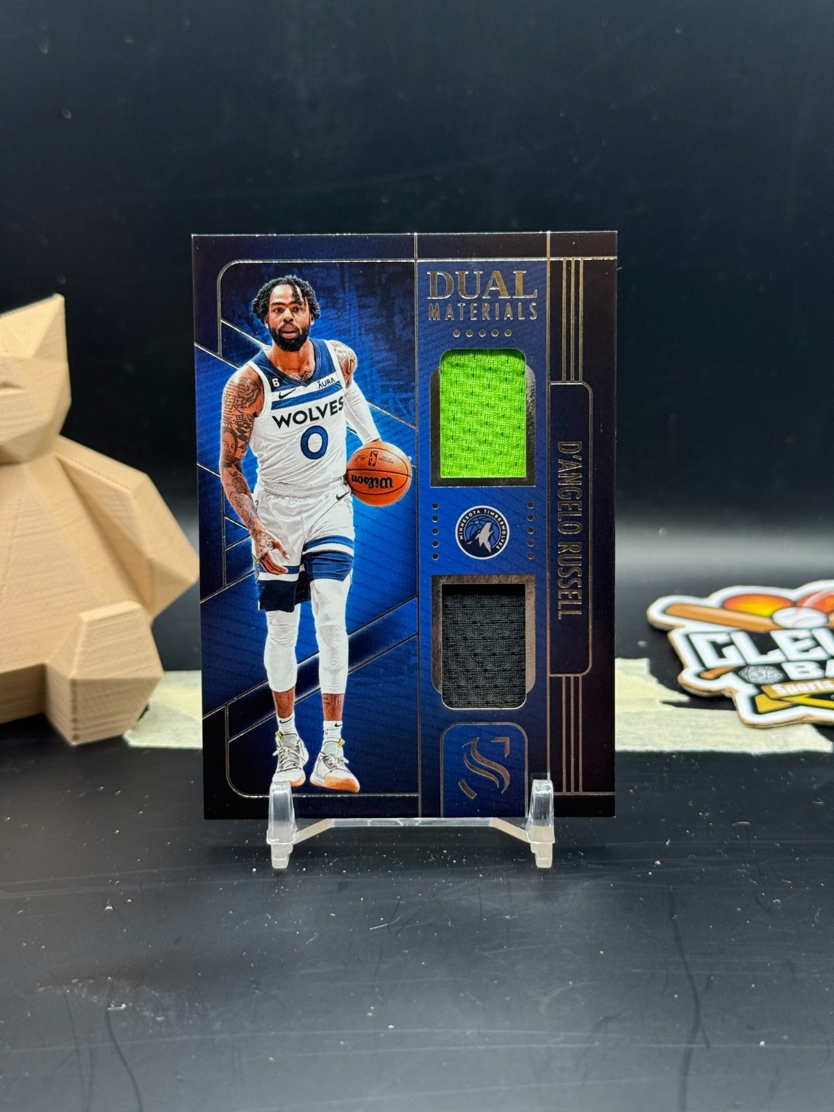 D'Angelo Russell 2024-25 Silhouette Dual Materials Patch Timberwolves (LMR)