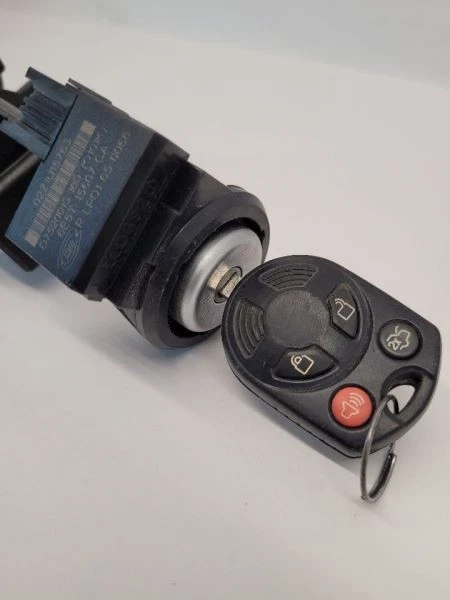 2001 - 2019 年福特 ESCAPE 点火开关仅电动开关 — 第 3/4 张图片