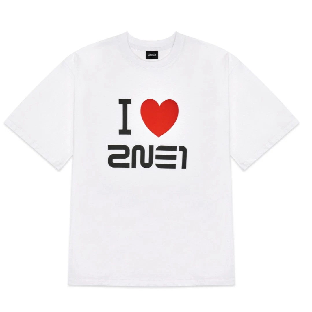 2NE1 サイン入りTシャツ 【公式通販】