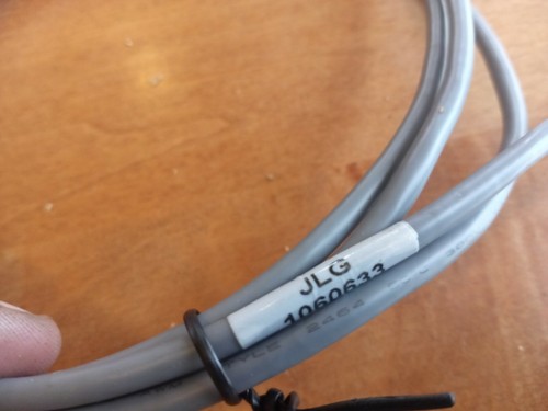 Jlg Oem Part 1060633 Cable, Communication Analyzer - Picture 2 of 5