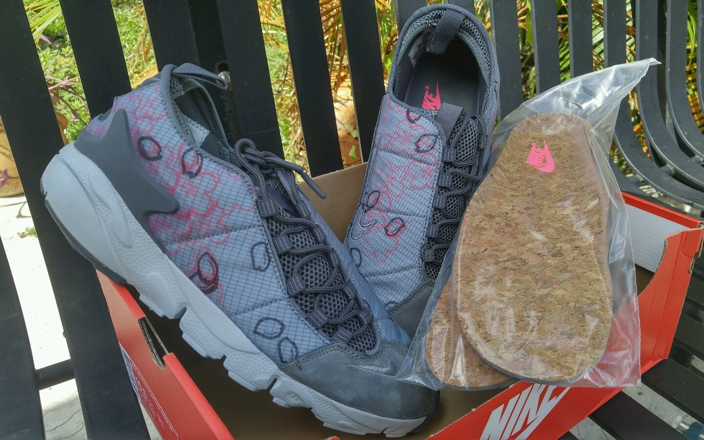 nike footscape sakura