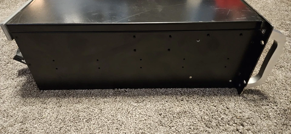 American Dynamics Intellex DVMS 16CH, RM.4.17, Deluxe 500G, 9UADD6R0DVD050 W/key - Изображение 4 из 4