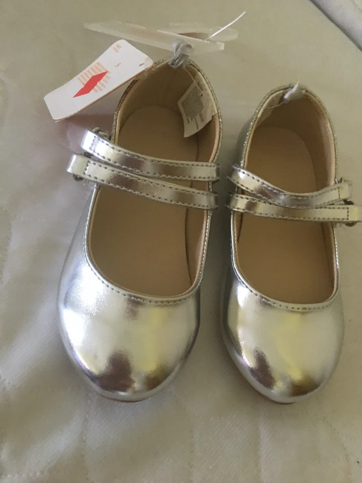 NUEVO CON ETIQUETAS GYMBOREE Zapatos de Vestir Planos Plateados Elegantes y Divertidos Niña Niño 4,5,9,10 Foto 2 de 4