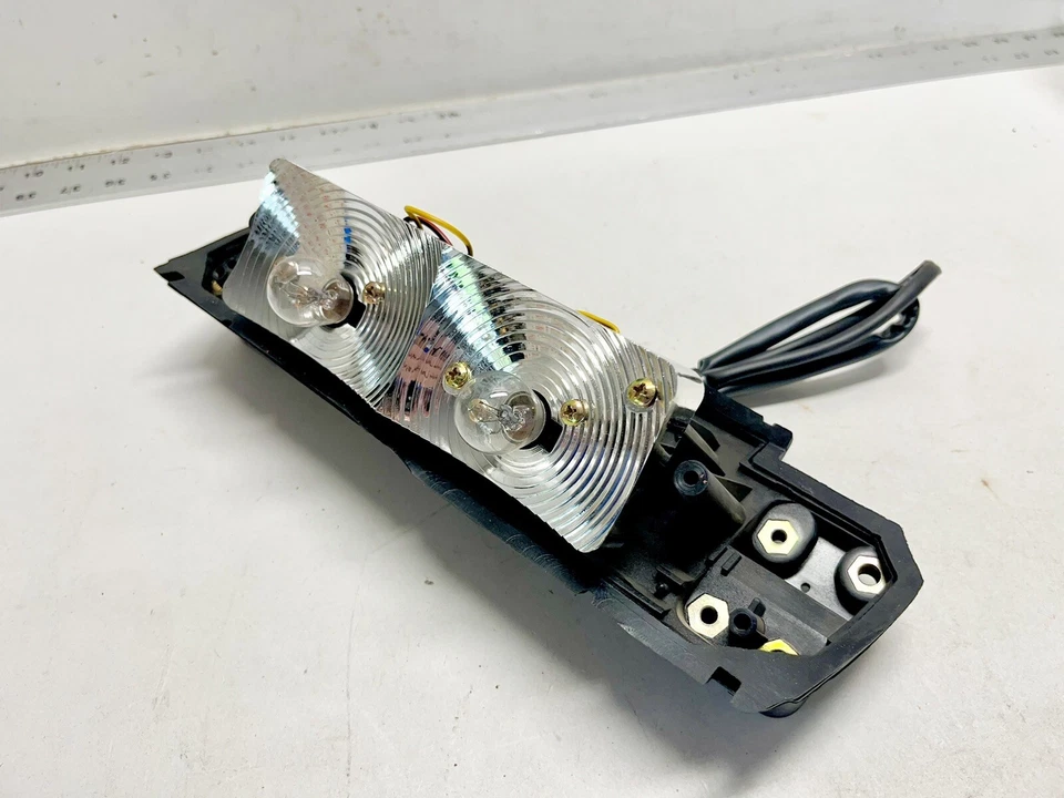 New Genuine  Ducati PASO 907 IE Tail Brake Light Assembly No Lens 52540041A - Image 4 of 4