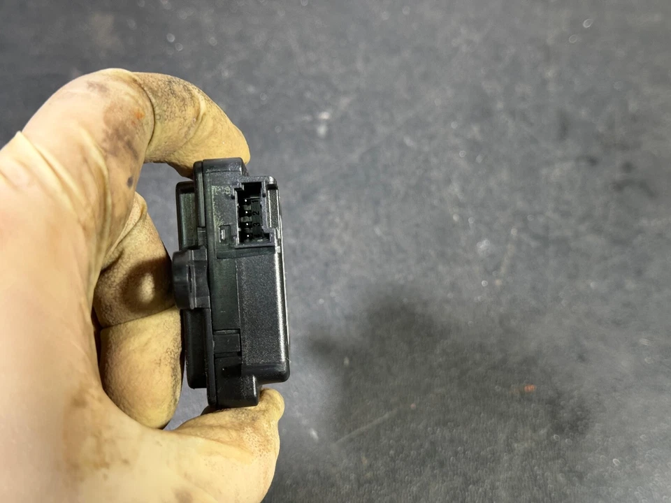 BMW F22 F23 F26 F80 F13 F02 UNIDADE MÓDULO DE CONTROLE BOTÃO CONTROLADOR IDRIVE ECU ECE - Imagem 2 de 2