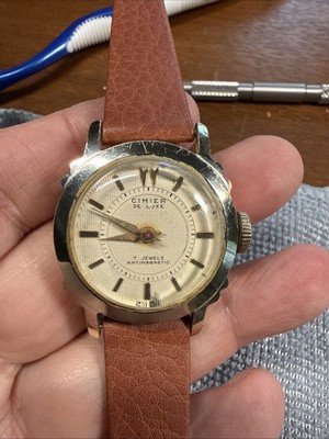 Swiss Cimier Deluxe Antimagnetic Automatic Men s Wristwatch. RUNS great. Leather