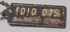 1940 ILLINOIS GOODRICH BRASS TAG KEYCHAIN LICENSE PLATE 