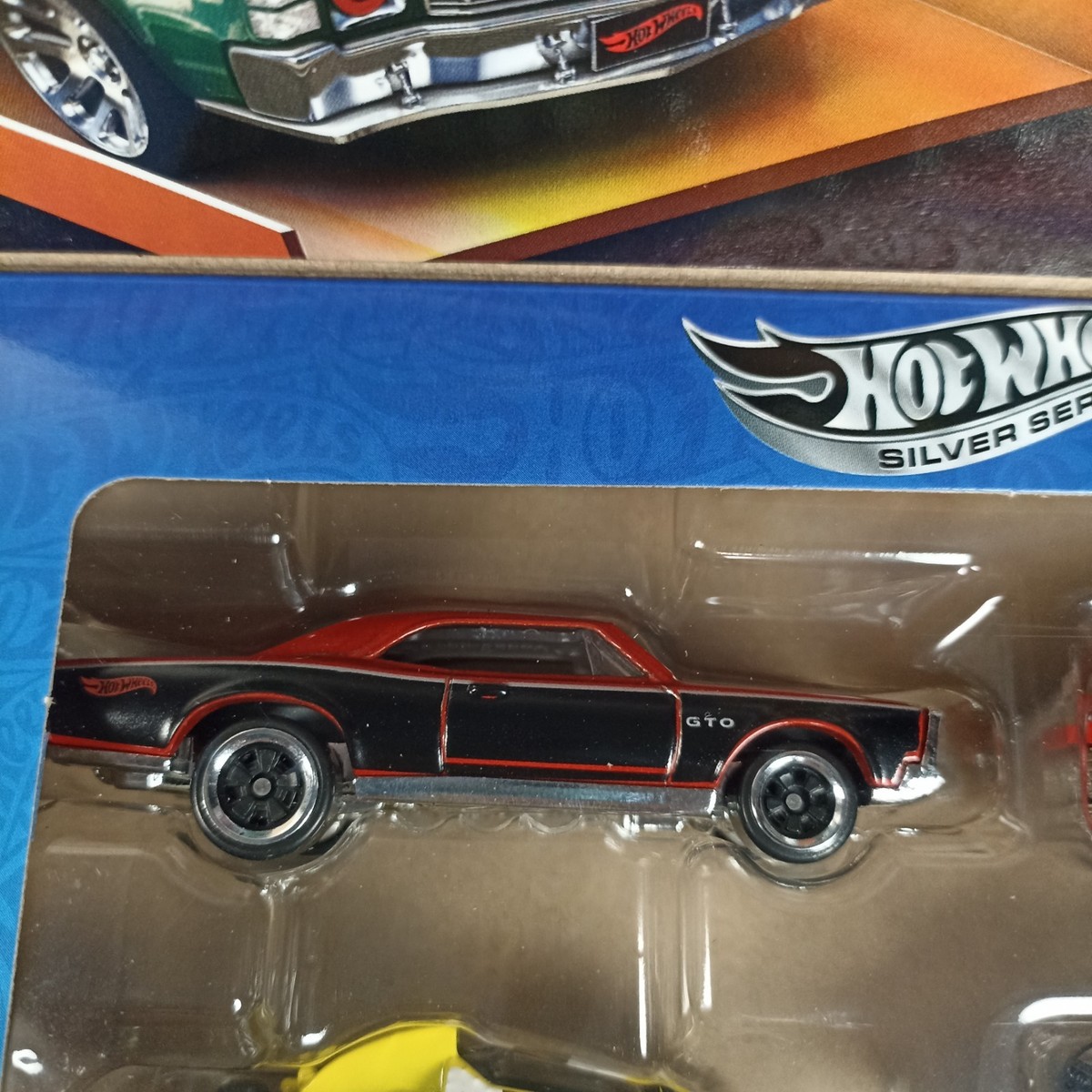 Hot Wheels Legends Tour 2025 Box Set of 6 Multipack Pontiac Deora