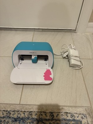 Cricut Joy Compact Portable -Digital Smart Cutting Machine Joy