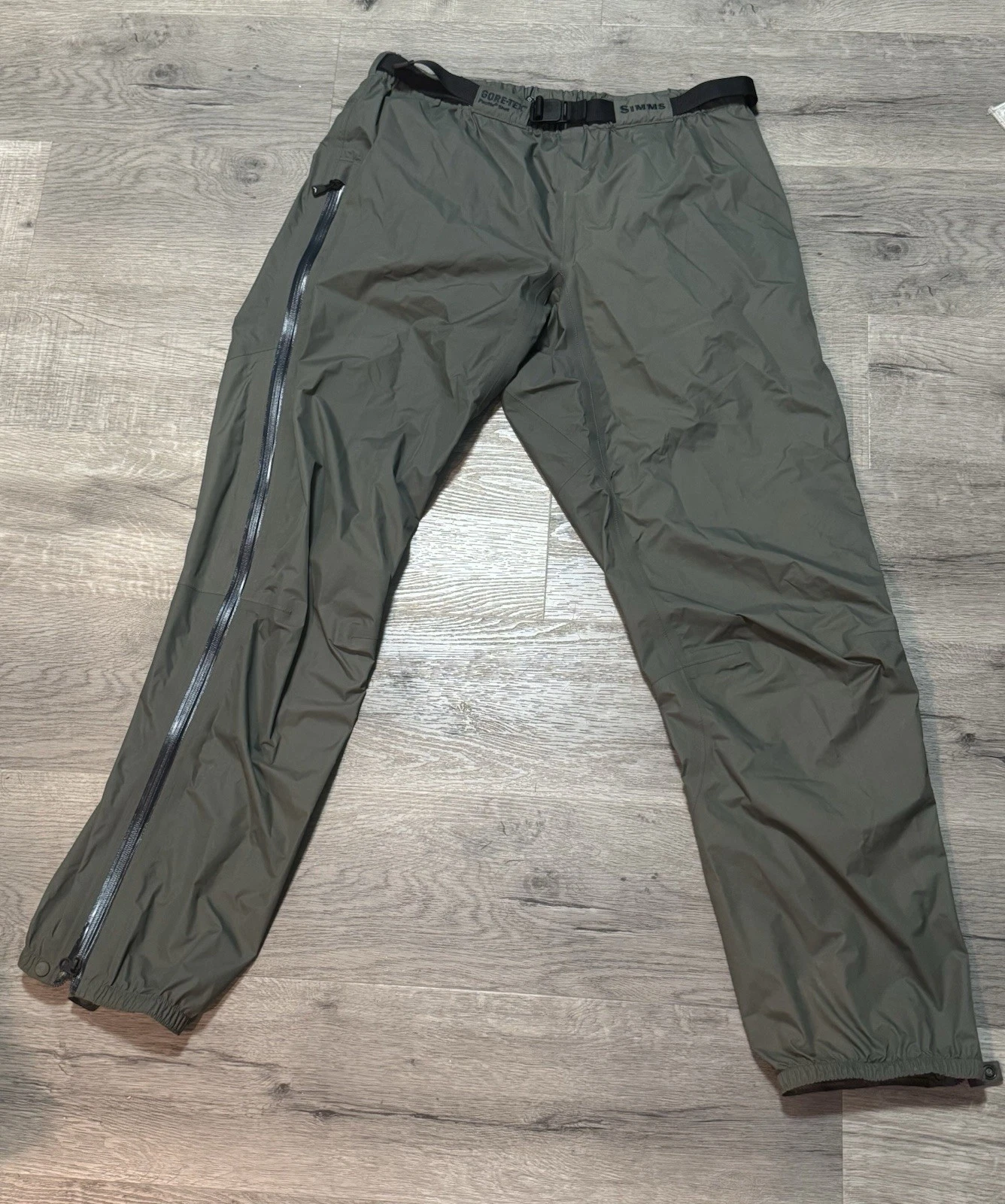 Simms Pants Gore-Tex Paclite Pants Men’s L Belted Ripstop Zip Fishing Wading EUC
Opens in a new wind