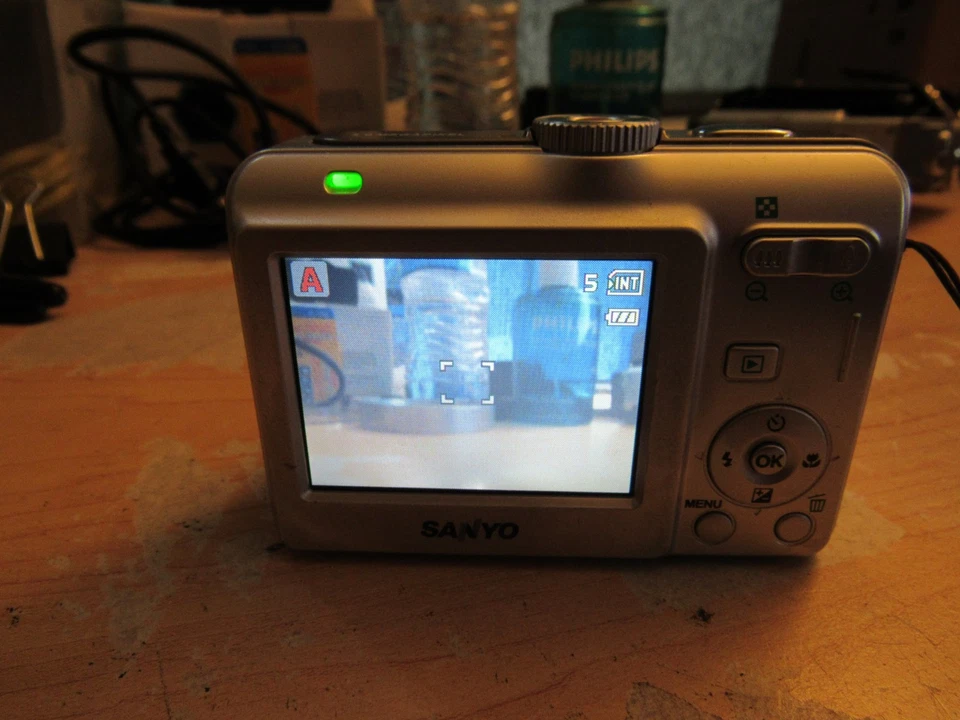 Sanyo VPC-S500 Digital Camera 5MP Tested Working - Image 2 of 3