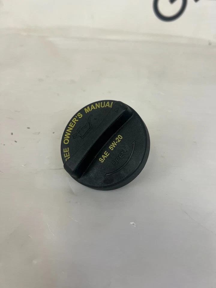 Engine Oil Filler Cap 2651026611 ⭐OEM⭐ HYUNDAI KIA 2007-2020 OEM - Image 2 of 4