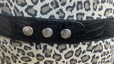 Streets Ahead Black Leather Silver Tone Pewter Concho  display picture 1