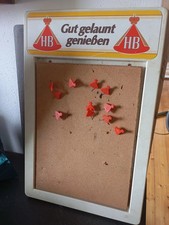 HB Reklame Pinnwand inkl. seltener Pins Haus Bergmann Zigaretten gratis Versand