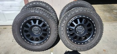 Advanta At X 850 Tires 33x12.50 R 20Lt / With Method Rims